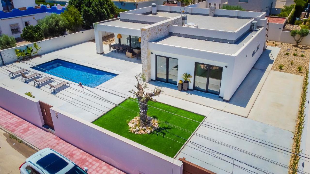 Villa Mi Luna Torrevieja Dış mekan fotoğraf